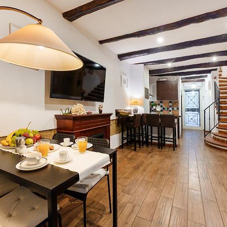 Appartement La Storia à Naples Extérieur photo