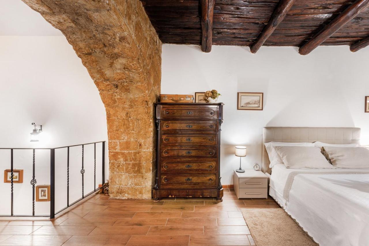Appartement La Storia à Naples Extérieur photo