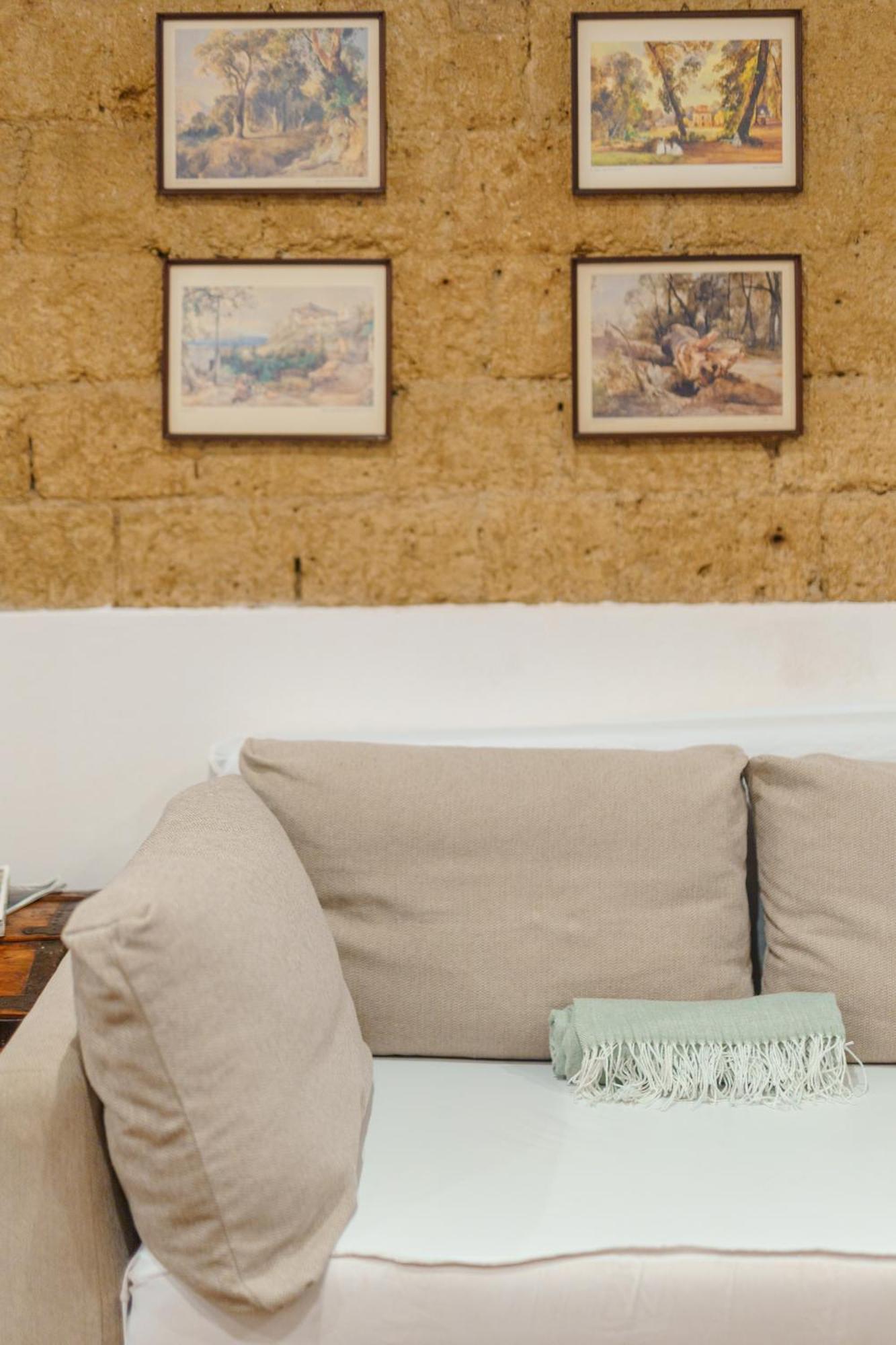 Appartement La Storia à Naples Extérieur photo